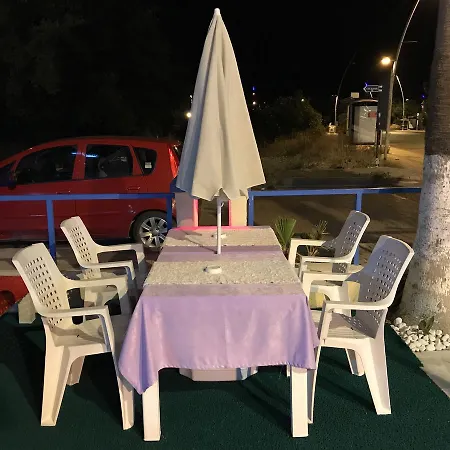 Oda ve Kahvaltı Manastır