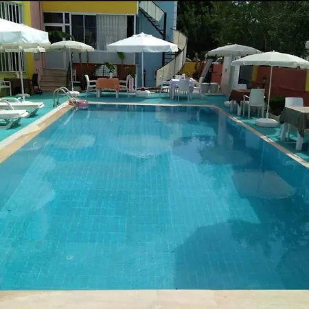 Manastir Bed & Breakfast Kemer