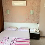 Manastir 3* كمر