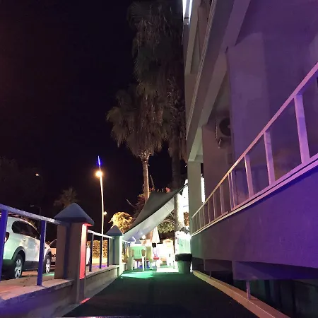 Manastir Panzió Kemer